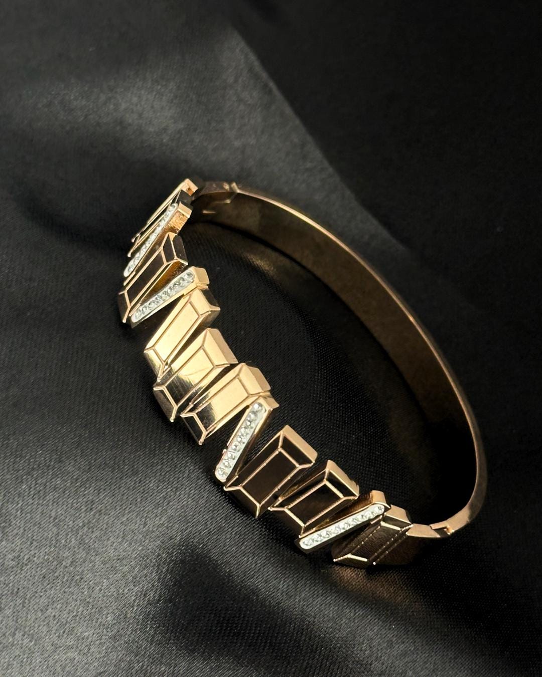 Elegant Rose Gold Geometric Cuff Bracelet with Crystal Accents – Luxury Adjustable Bangle for Women’s Fashion & Special Occasions (BLACKLUXE CRAFTS)