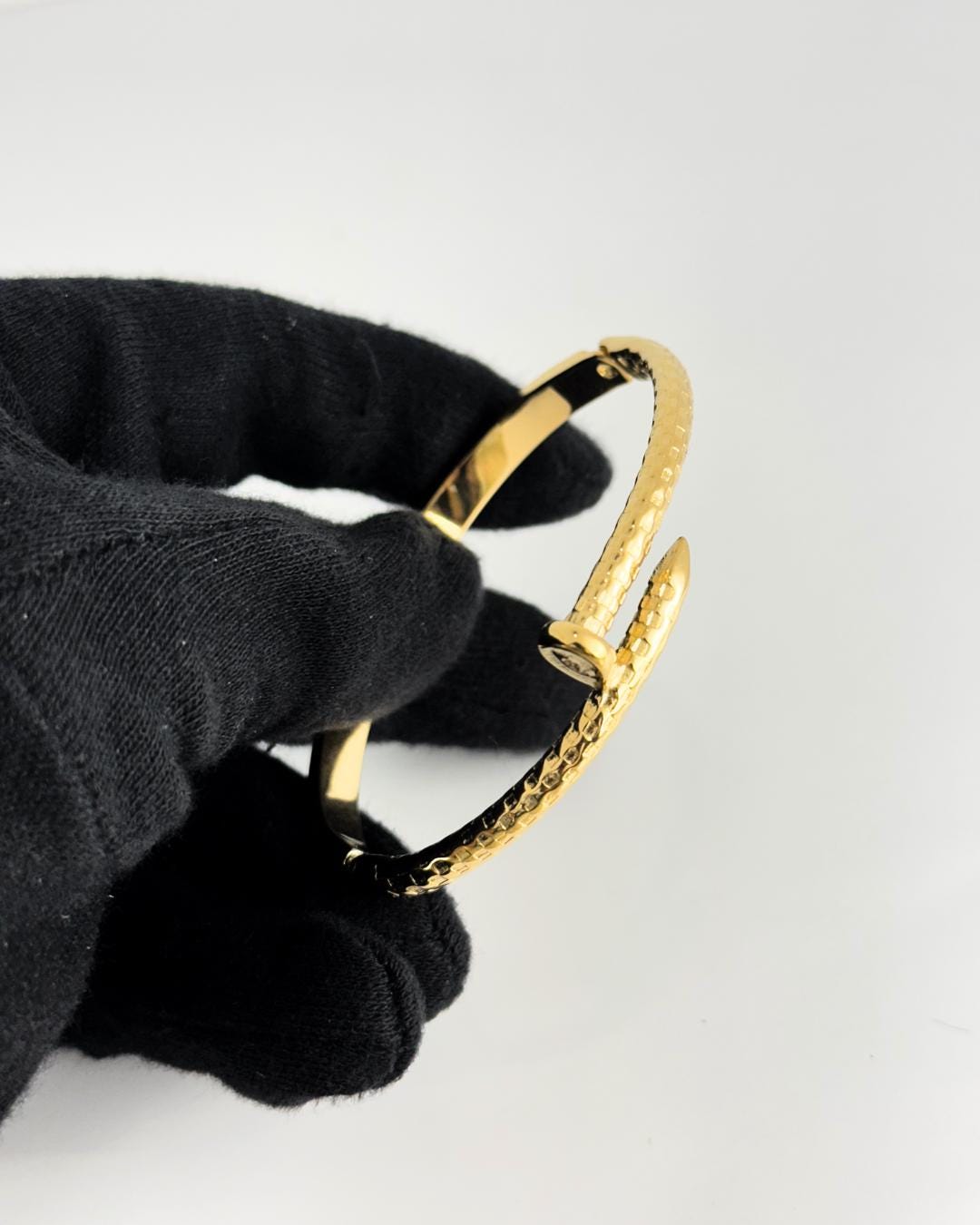 Handmade 18K Gold Plated Nail Bangle Modern Twisted Cuff Bracelet (BLACKLUXE CRAFTS)