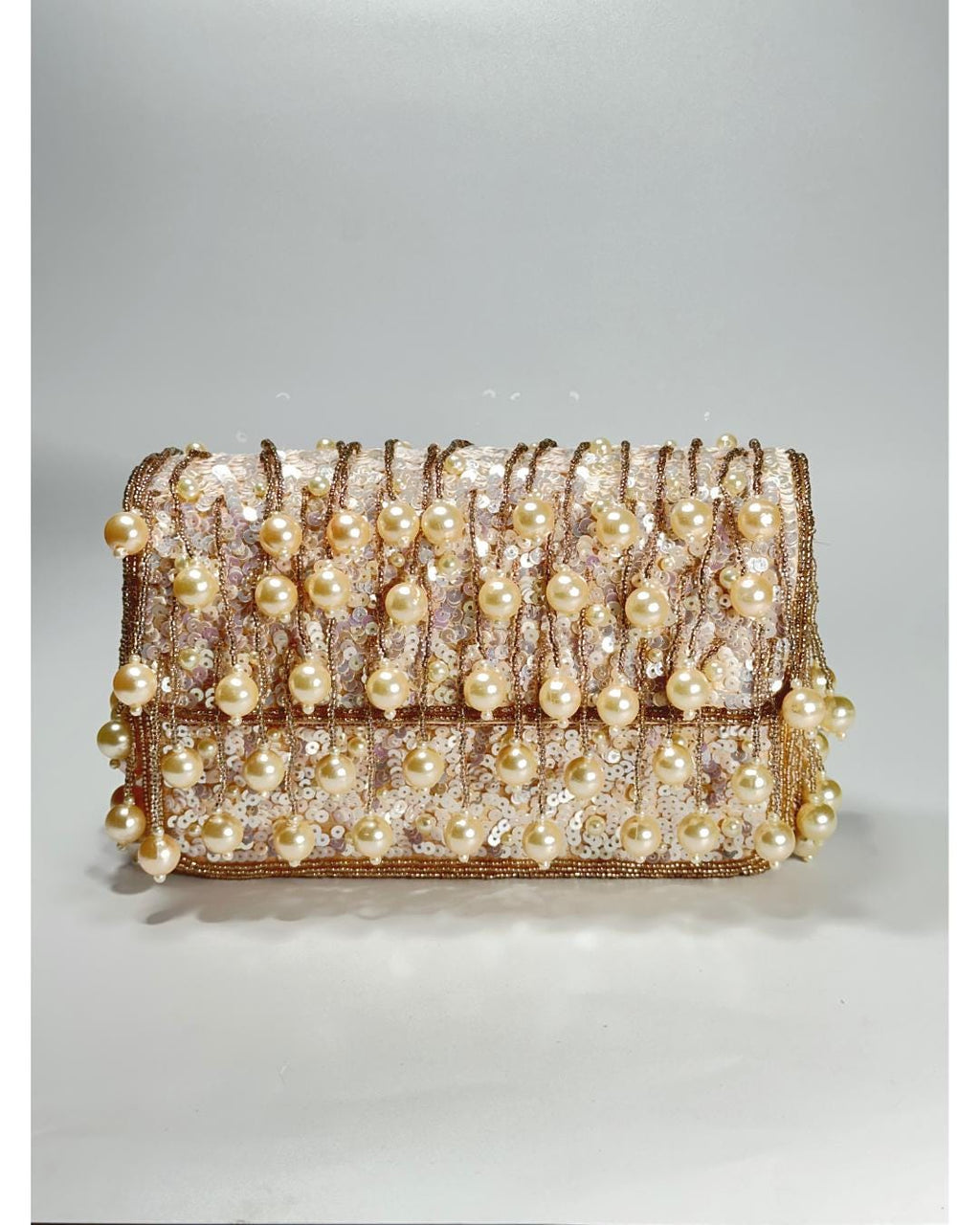 Luxury Handcrafted Pearl Beaded Clutch Purse with Sequin Embellishments – Elegant Bridal & Evening Bag for Weddings, Parties & Special Occasions (BLACKLUXE CRAFTS)