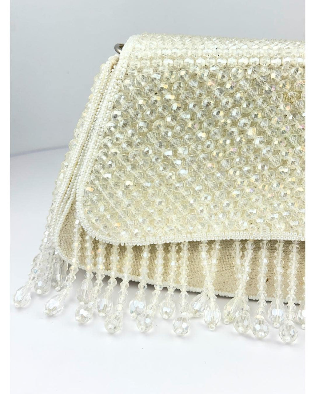 Elegant White Beaded Clutch Bag with Crystal and Pearl Fringe – Luxury Bridal & Evening Purse for Women (BLACKLUXE CRAFTS)