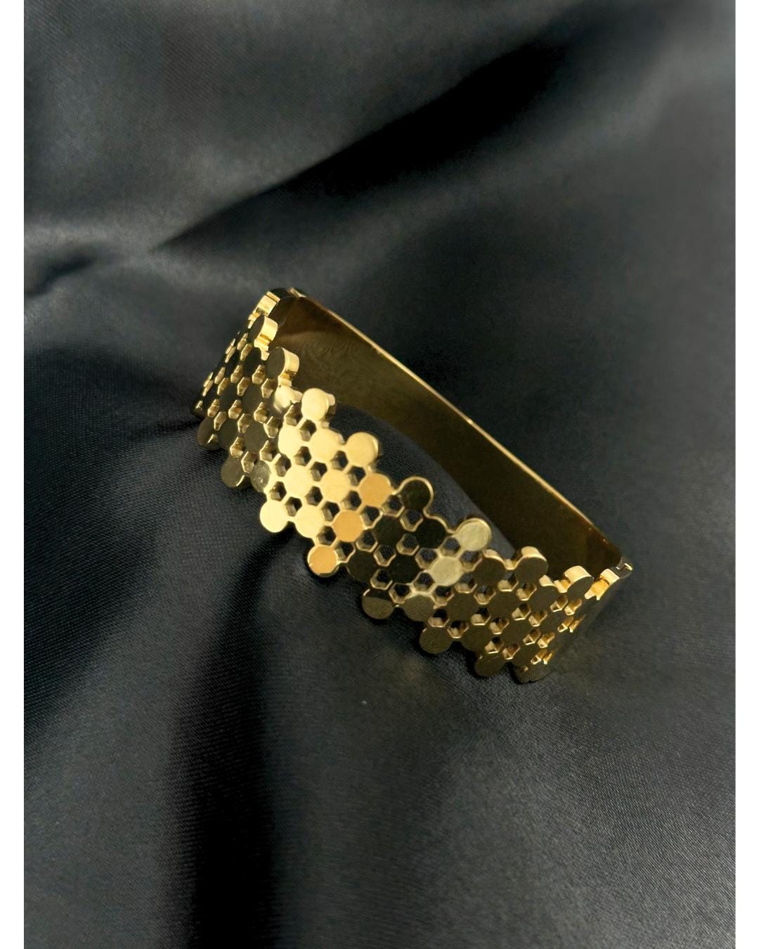 Luxury Gold-Plated Geometric Cuff Bracelet – Elegant Adjustable Bangle for Women’s Fashion & Special Occasions (BLACKLUXE CRAFTS)