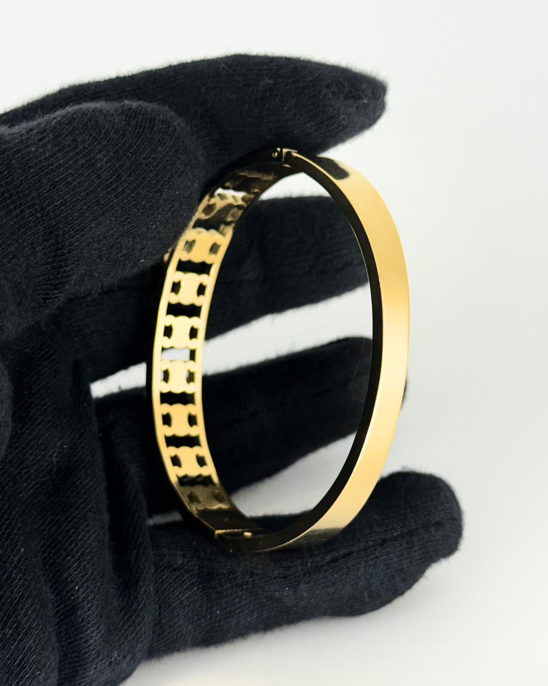 Elegant Gold-Plated Cutout Cuff Bracelet – Luxury Geometric Adjustable Bangle for Women’s Fashion & Special Occasions (BLACKLUXE CRAFTS)