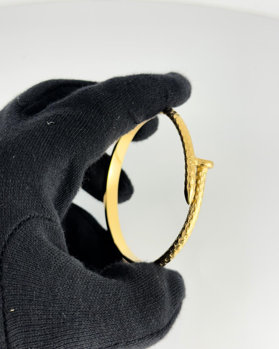 Handmade 18K Gold Plated Nail Bangle Modern Twisted Cuff Bracelet (BLACKLUXE CRAFTS)