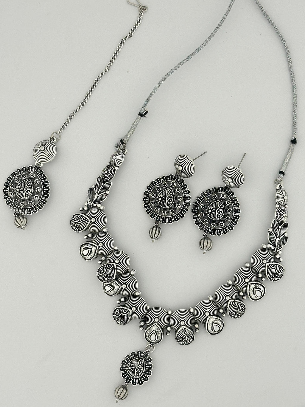 Traditional Oxidized Silver Jewelry Set – Handcrafted Necklace with Matching Earrings & Maang Tikka for Women’s Ethnic & Festive Wear (BLACKLUXE CRAFTS)